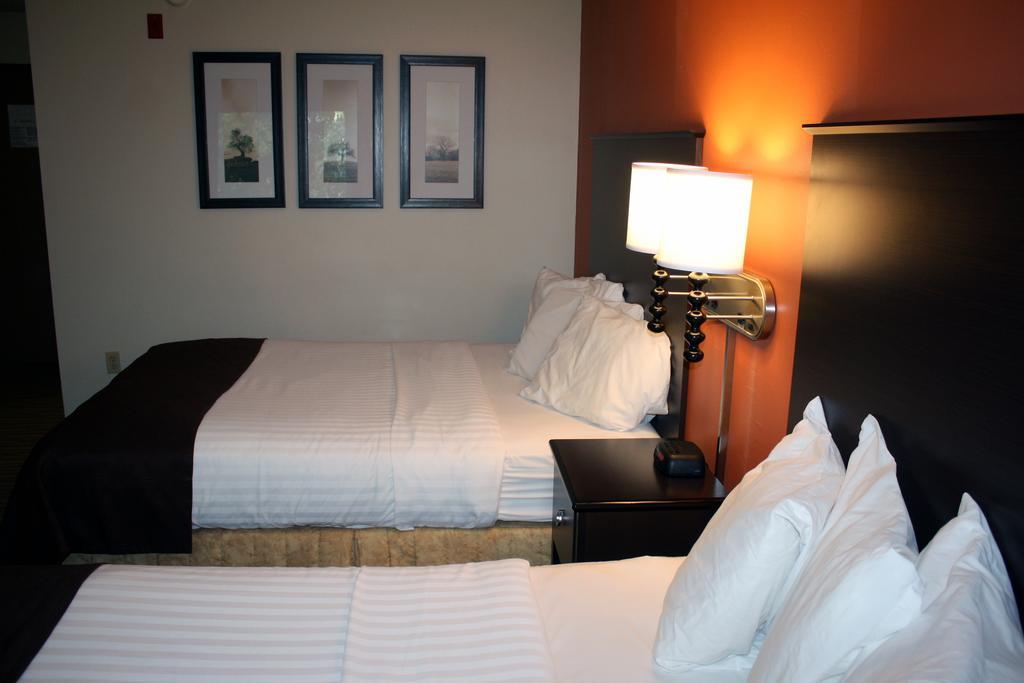 Americinn By Wyndham Rogers Quarto foto